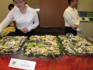 Raw Oysters&Clams