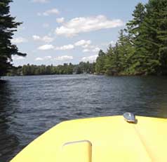 Boating along the Trent-Severn waterway
